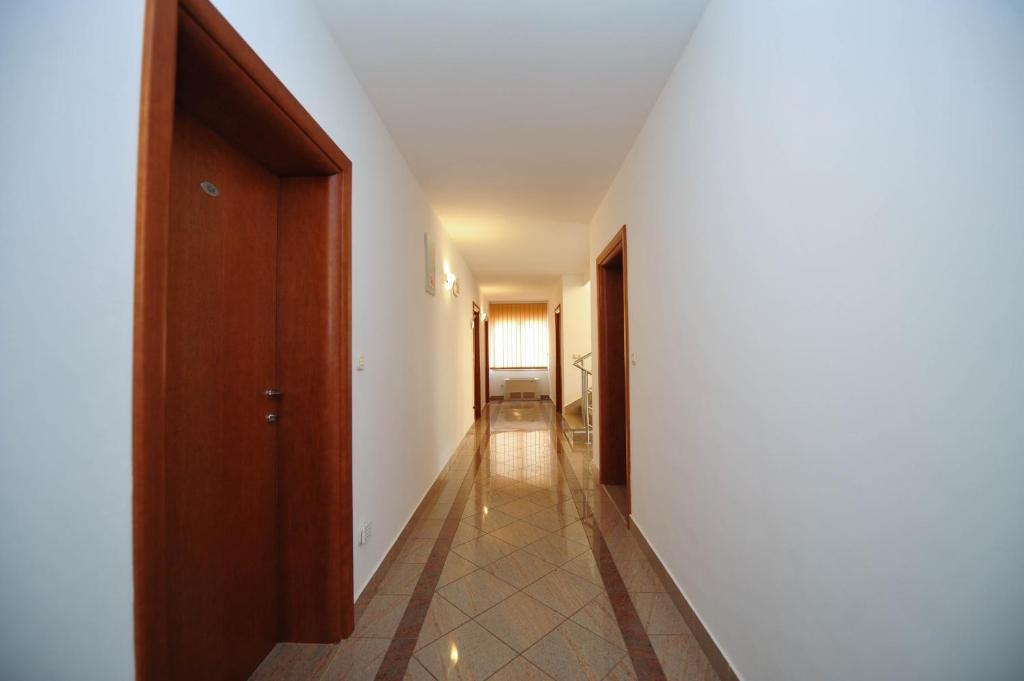 Bed & Breakfast Jugo Novalja Luaran gambar